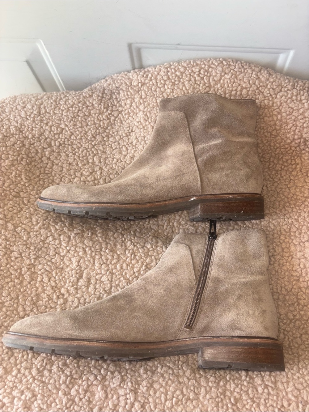 Via Spiga taupe Evanna suede ankle boots size 10 M - Picture 4 of 7
